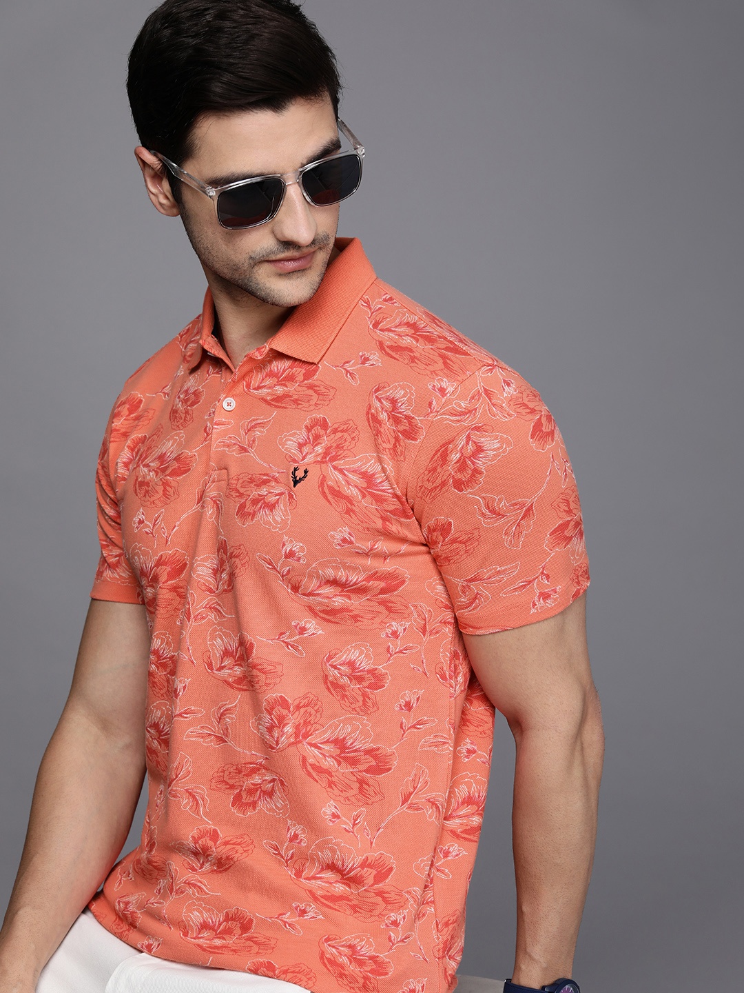 

Allen Solly Men Orange & Red Floral Printed Pure Cotton Polo Collar T-shirt