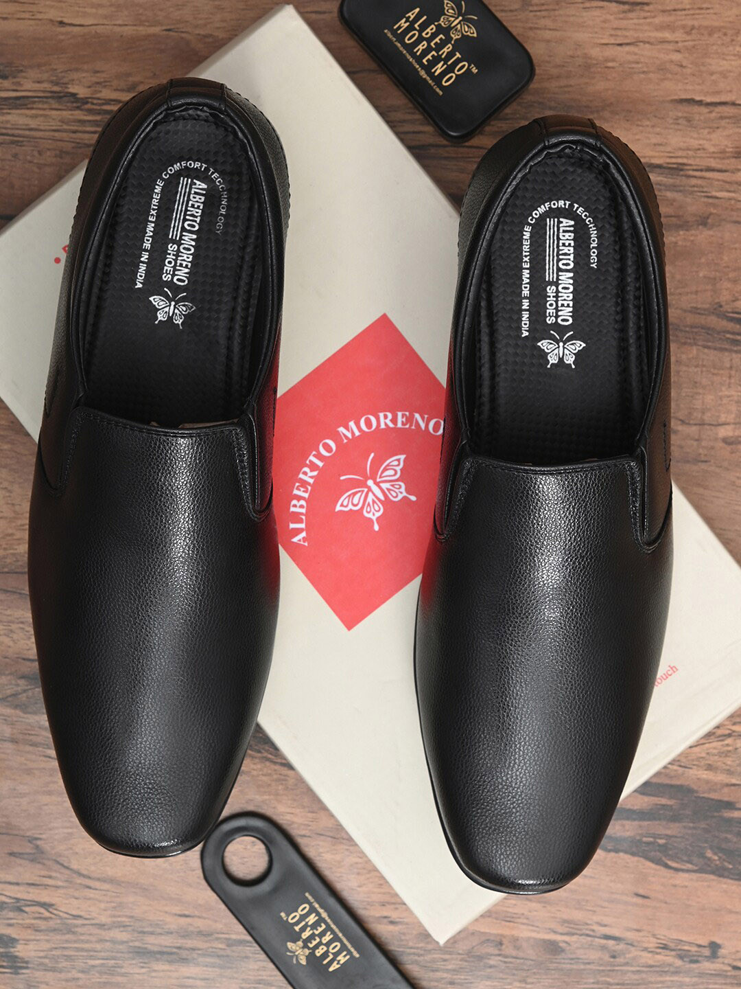 

ALBERTO MORENO Men Black Solid Formal Slip-Ons