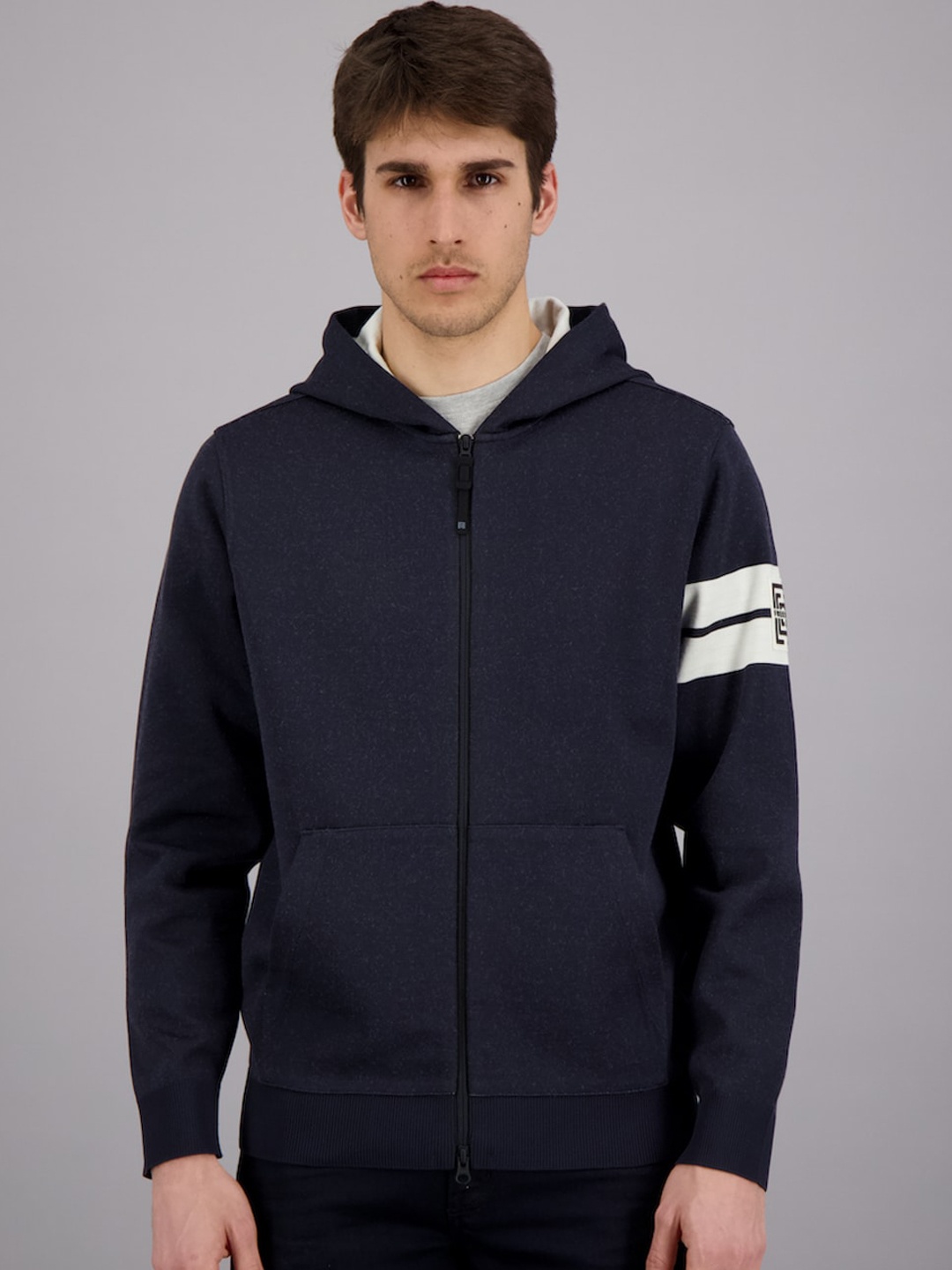

FREESOUL Men Blue Solid Regular Sporty Jacket with Zip Detailing