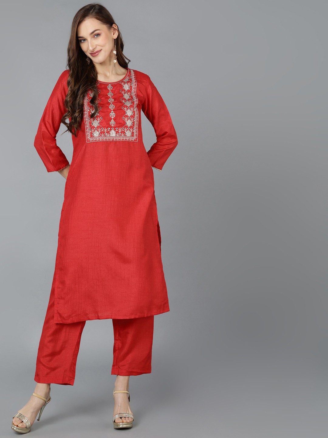 

AHIKA Women Red Ethnic Motifs Yoke Design Panelled Sequinned Kurti with Trousers