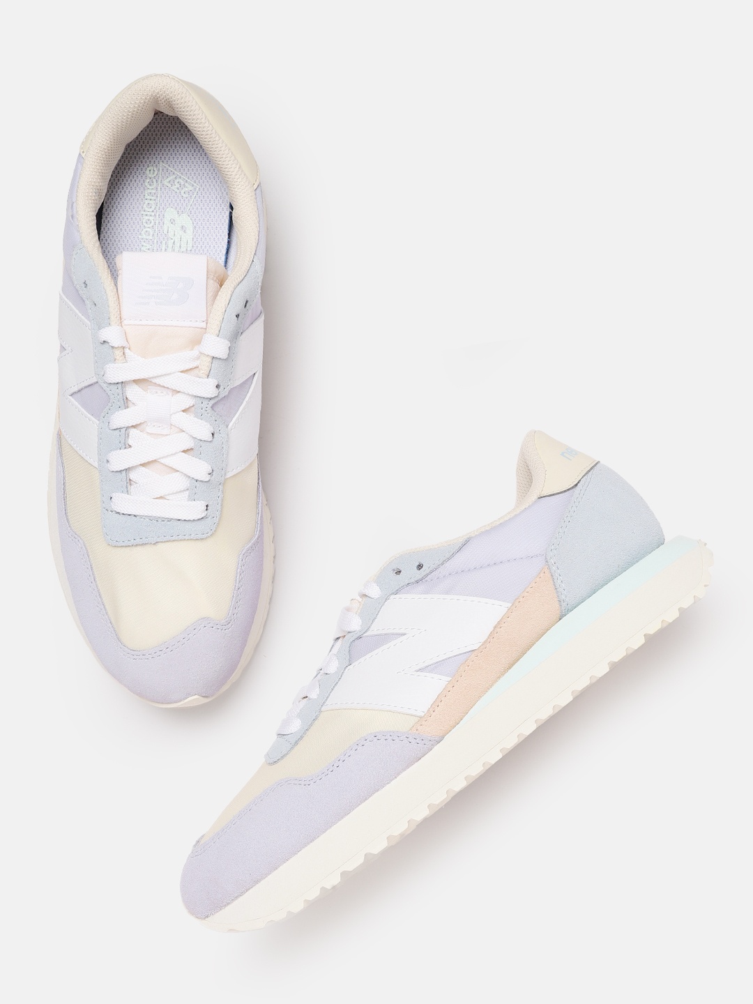 

New Balance Women Cream-Coloured & Lavender Colourblocked Suede Sneakers