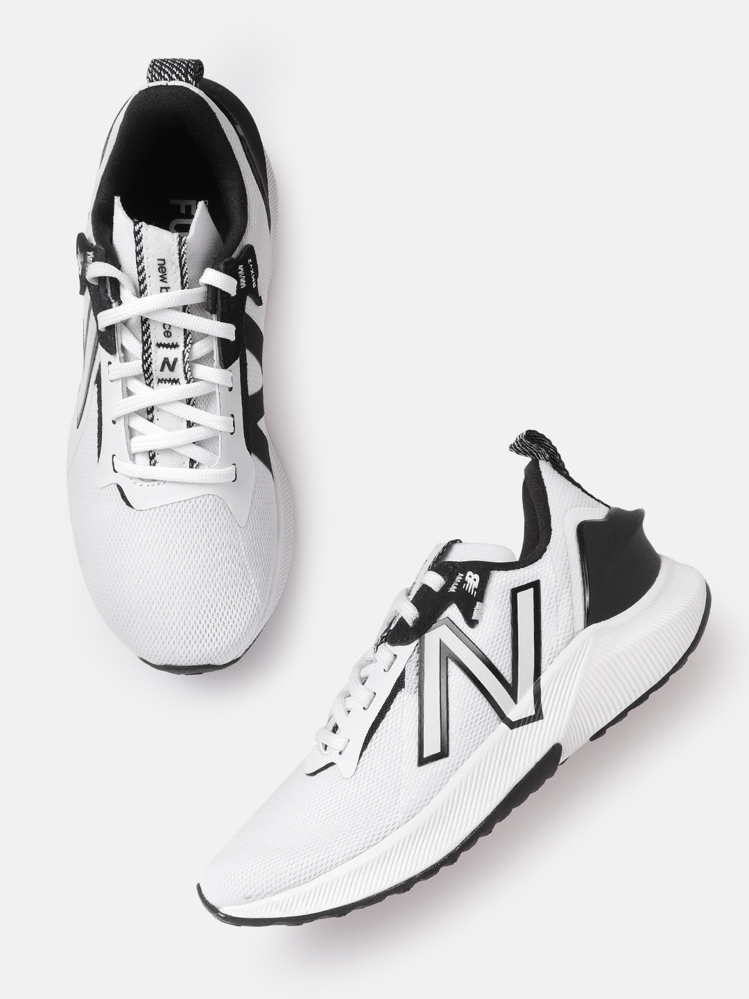 

New Balance Women White Woven Design Propel Remix Running Shoes