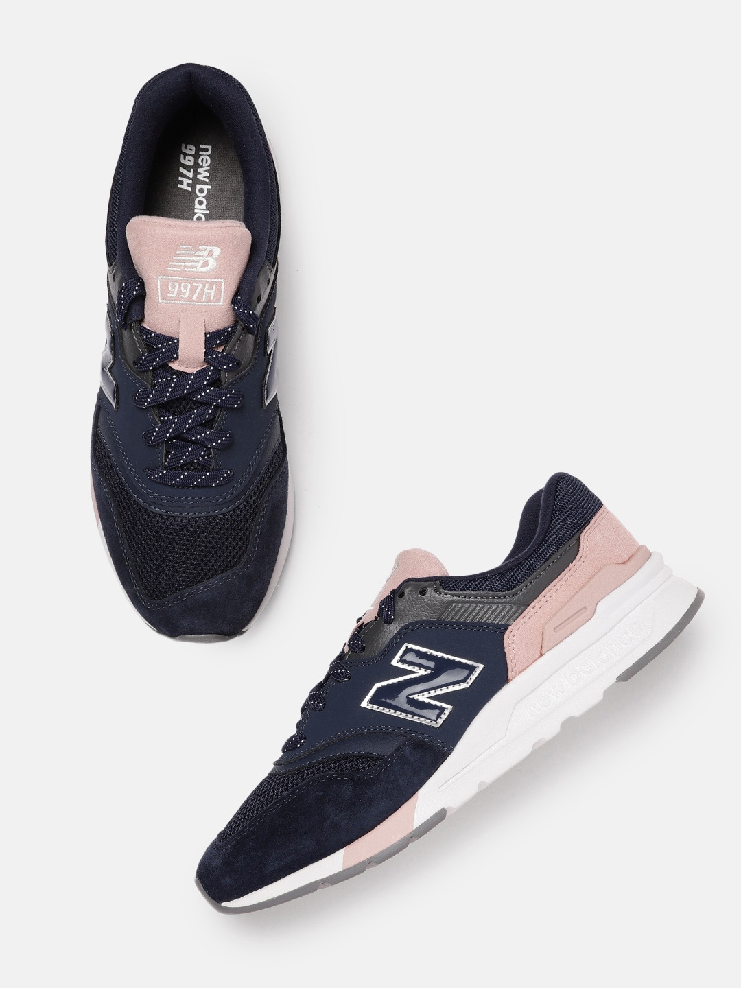 

New Balance Women Navy Blue Woven Design Sneakers