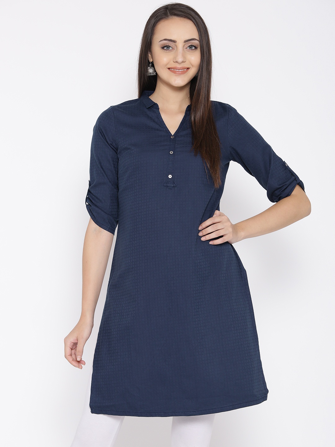 

AURELIA Women Navy Self-Checked Straight Kurta, Navy blue