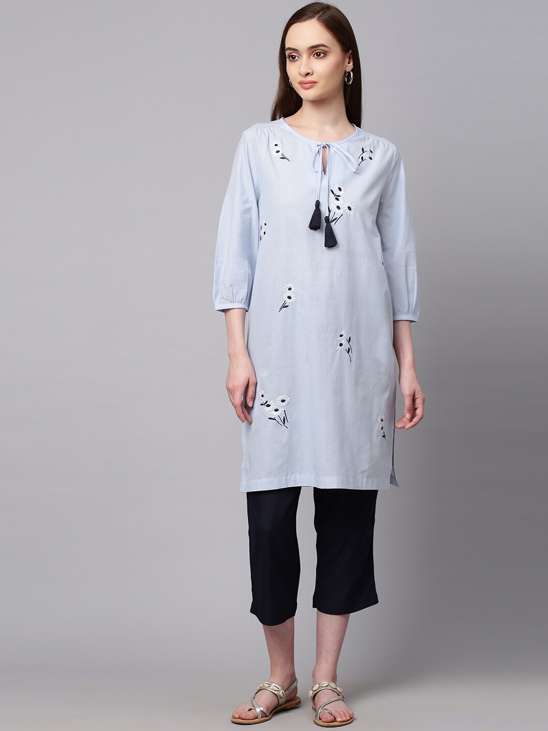 

Modern Indian by CHEMISTRY Women Blue Pure Cotton Kurta Set with Floral Embroidery
