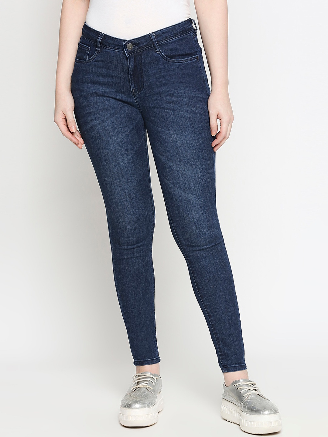 

Kraus Jeans Women Blue Skinny Fit Light Fade Jeans