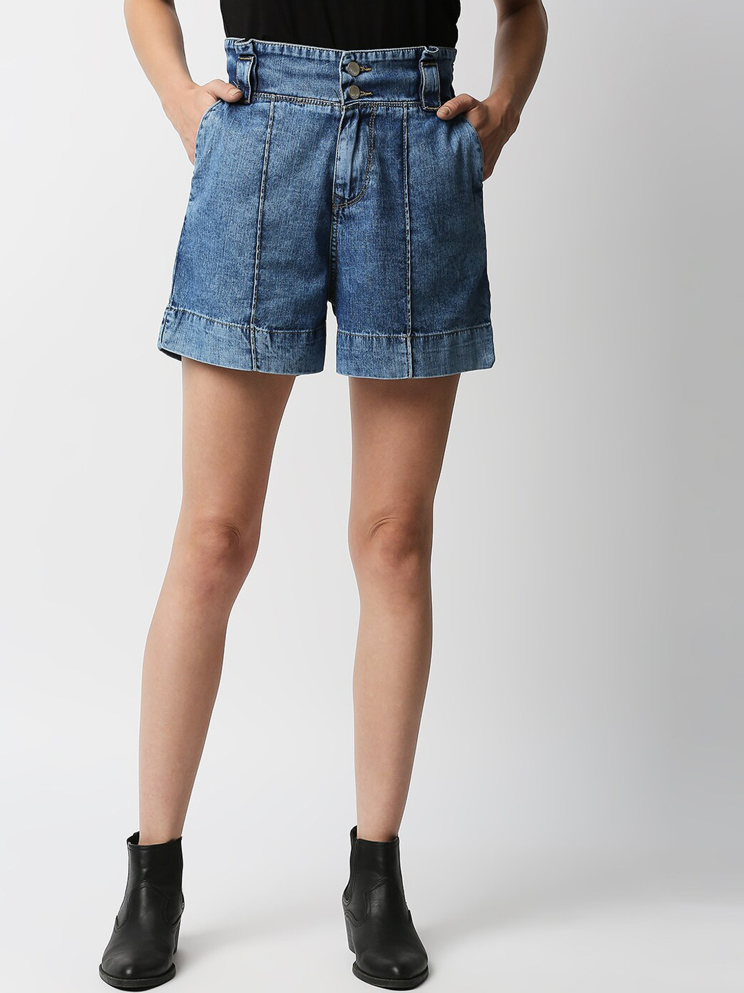 

Kraus Jeans Women Blue Slim Fit High-Rise Fashion Denim Shorts