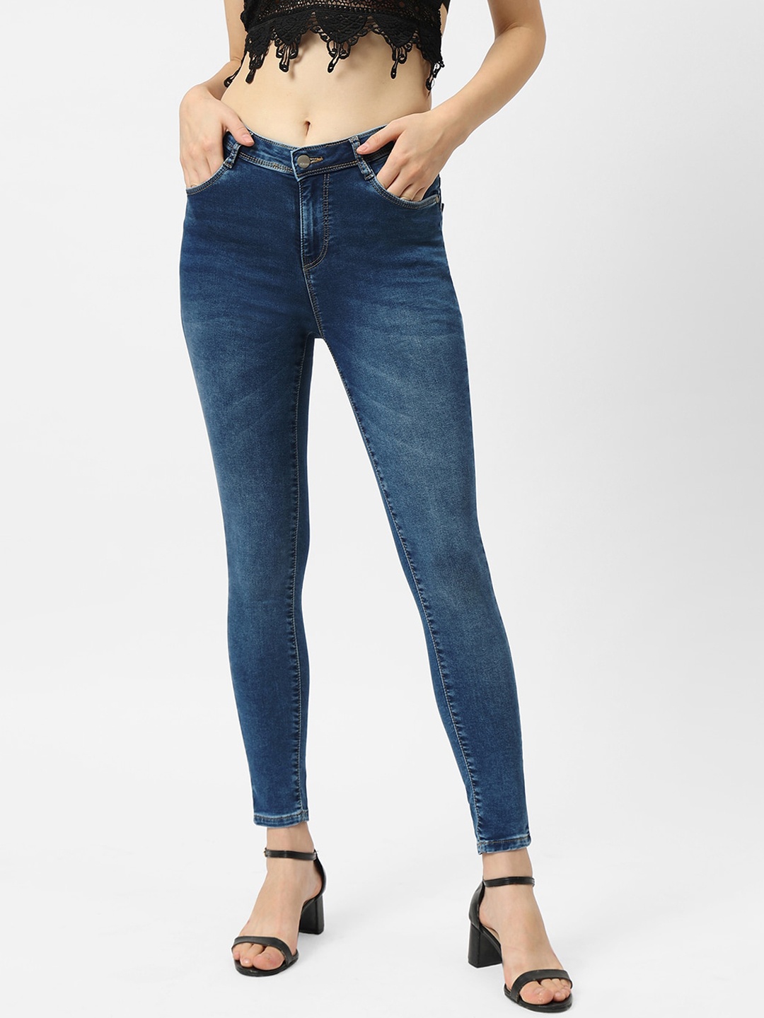 

Kraus Jeans Women Blue Super Skinny Fit Mildly Distressed Light Fade Jeans