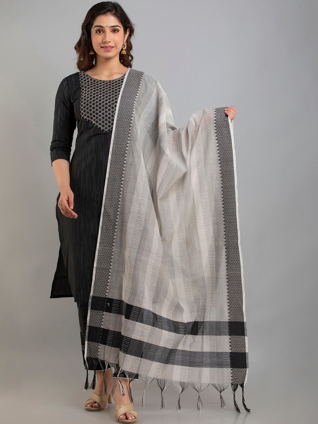 

Charu Women Black Yoke Design Thread Work Pure Cotton Kurti with Trousers With Dupatta