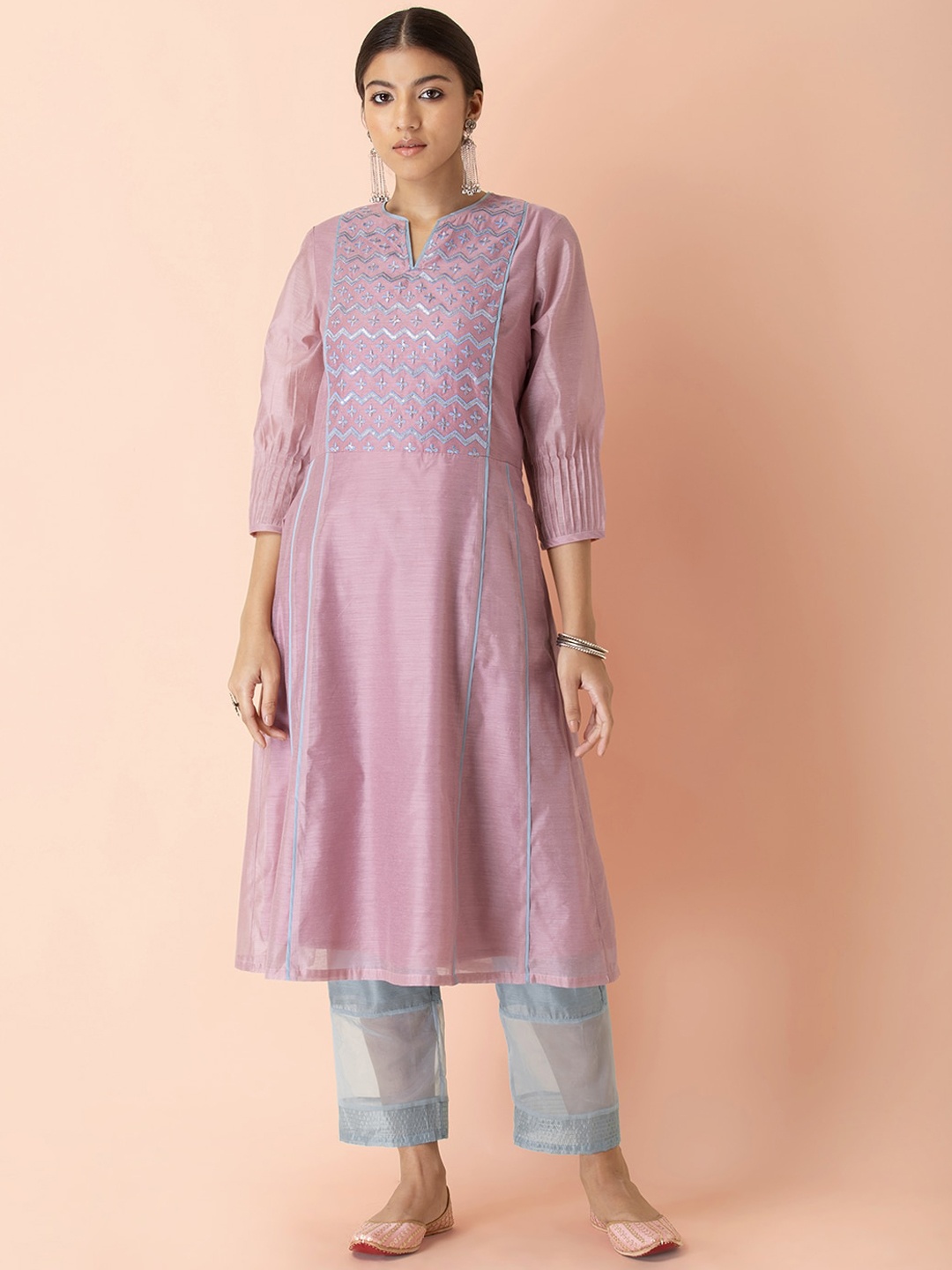 

Earthen BY INDYA Women Pink Ethnic Motifs Embroidered Kurta