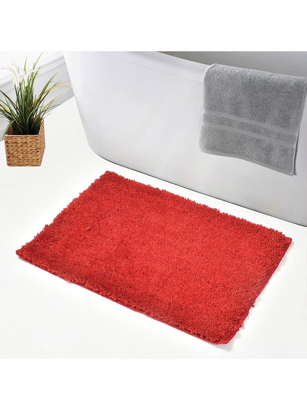 

Hammer Home Set of 2 Beige & Red Solid 350 GSM Anti-Skid Ultra-Soft Fluffy Bath Rugs