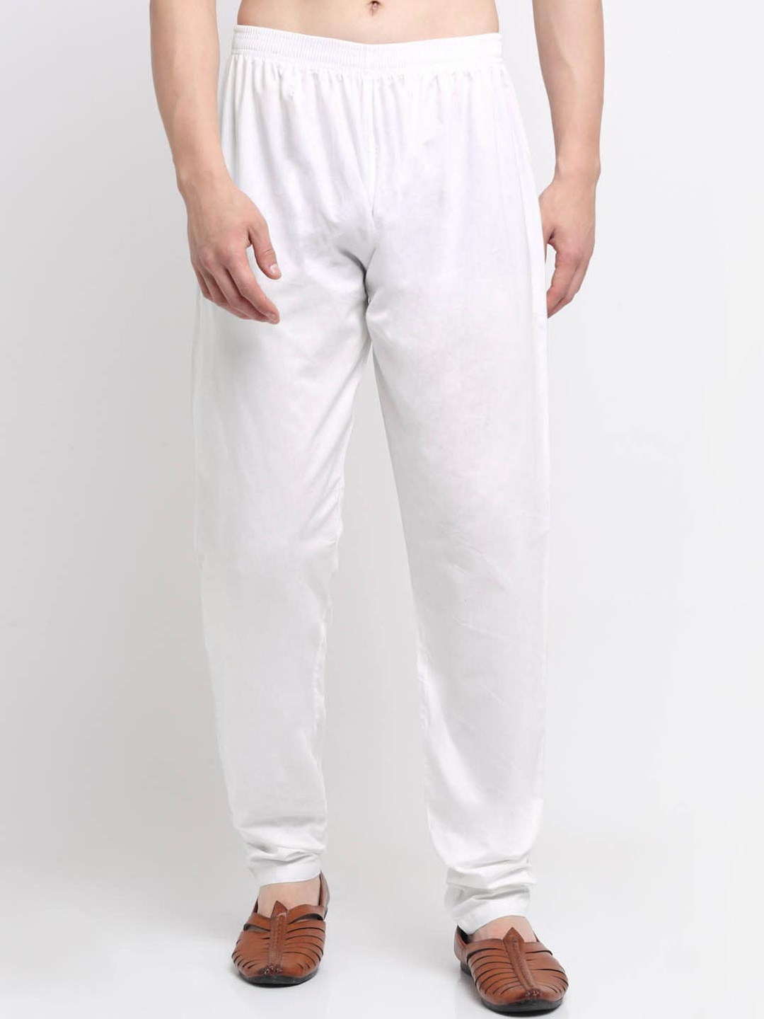 KLOTTHE Men White Solid Cotton Churidar