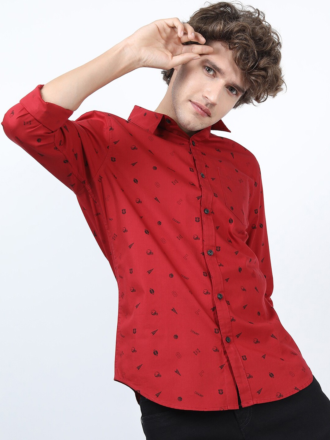 

HIGHLANDER Men Red & Black Conversational Printed Slim Fit Casual Shirt