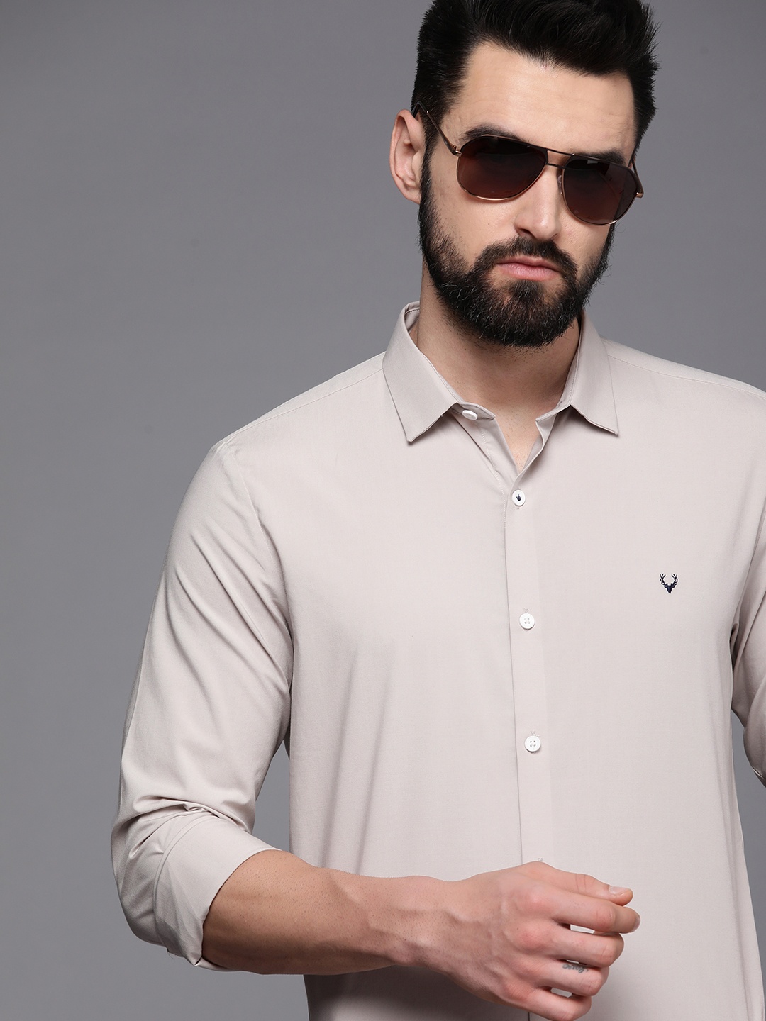 

Allen Solly Men Beige Modern Slim Fit Semiformal Shirt