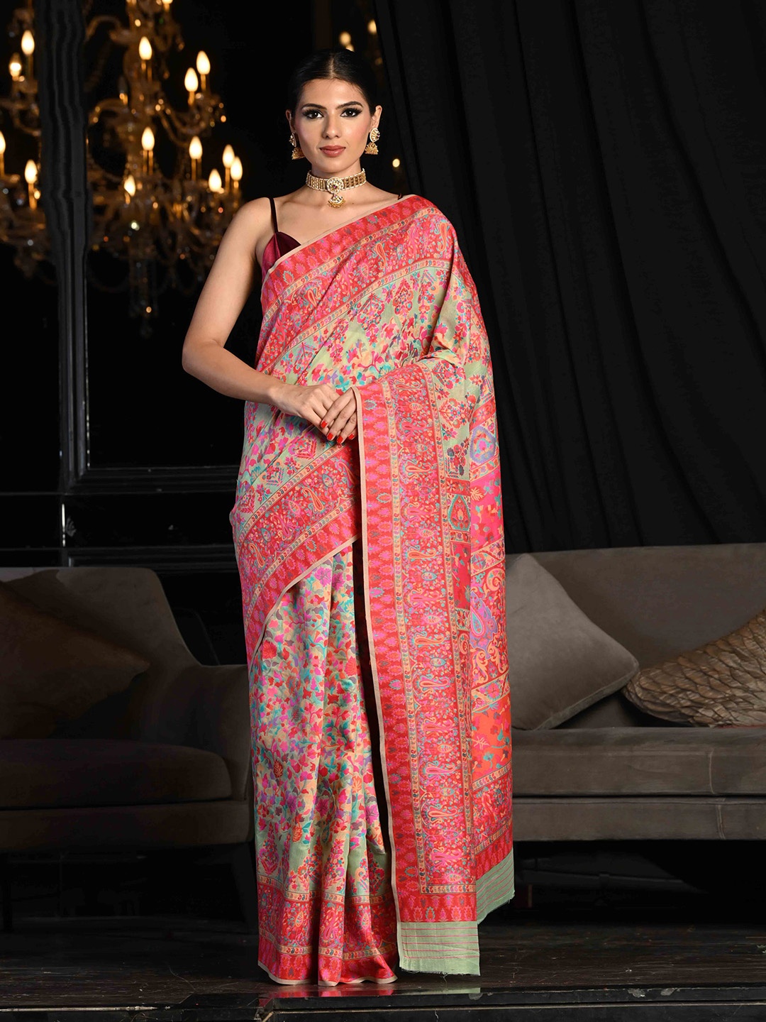 

BEATITUDE Beige & Red Woven Design Silk Blend Saree