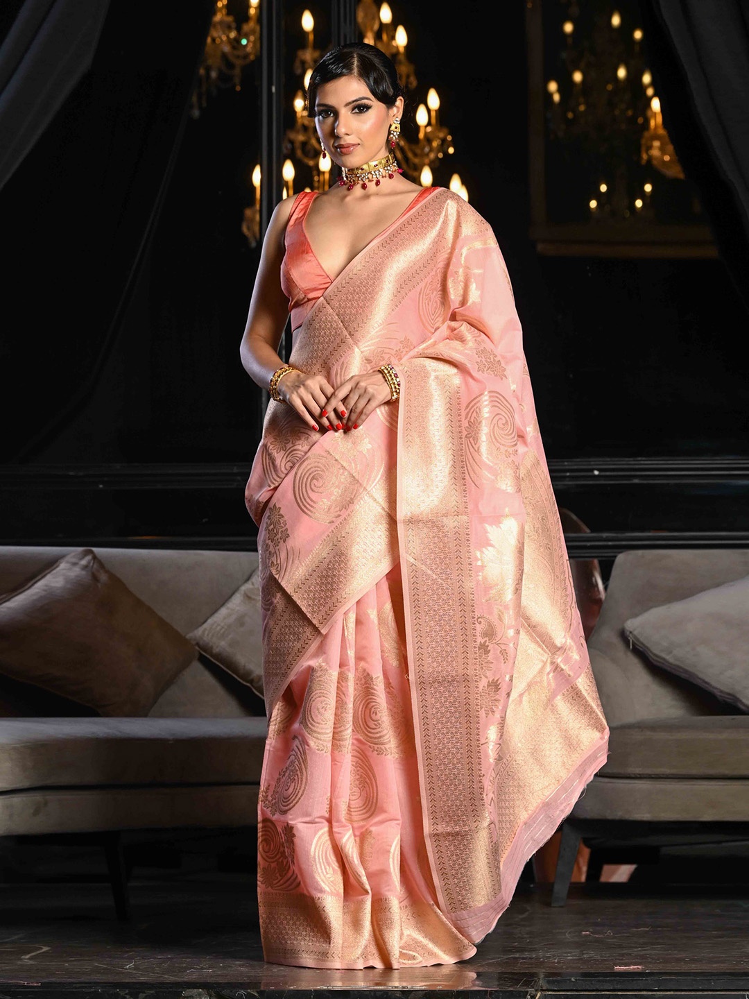 

BEATITUDE Peach-Coloured Woven Design Zari Linen Blend Banarasi Saree