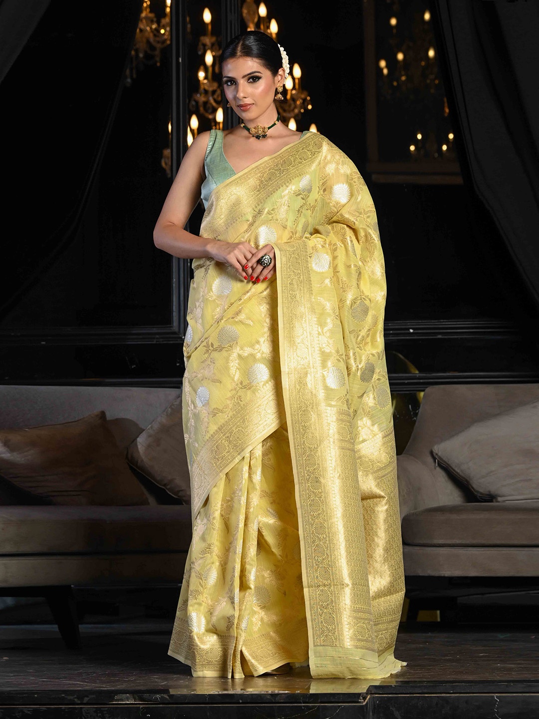 

BEATITUDE Yellow & Golden Floral Zari Linen Blend Saree
