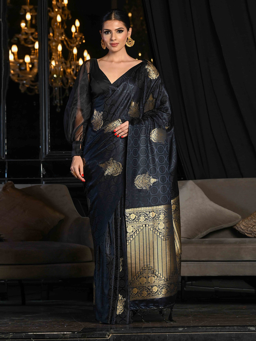 

BEATITUDE Navy Blue & Golden Ethnic Motifs Silk Blend Saree