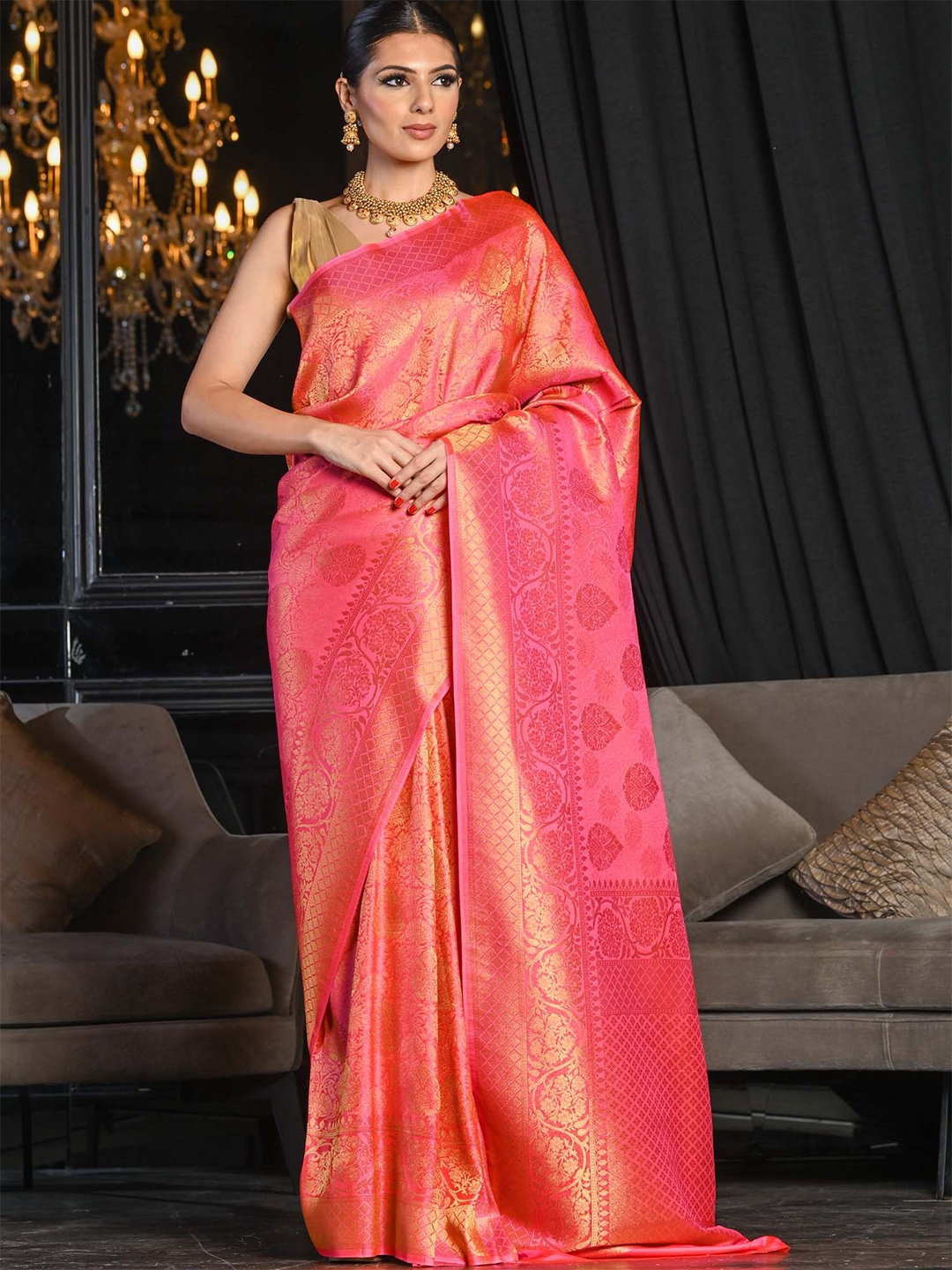 

BEATITUDE Pink & Gold-Toned Woven Design Zari Silk Blend Saree