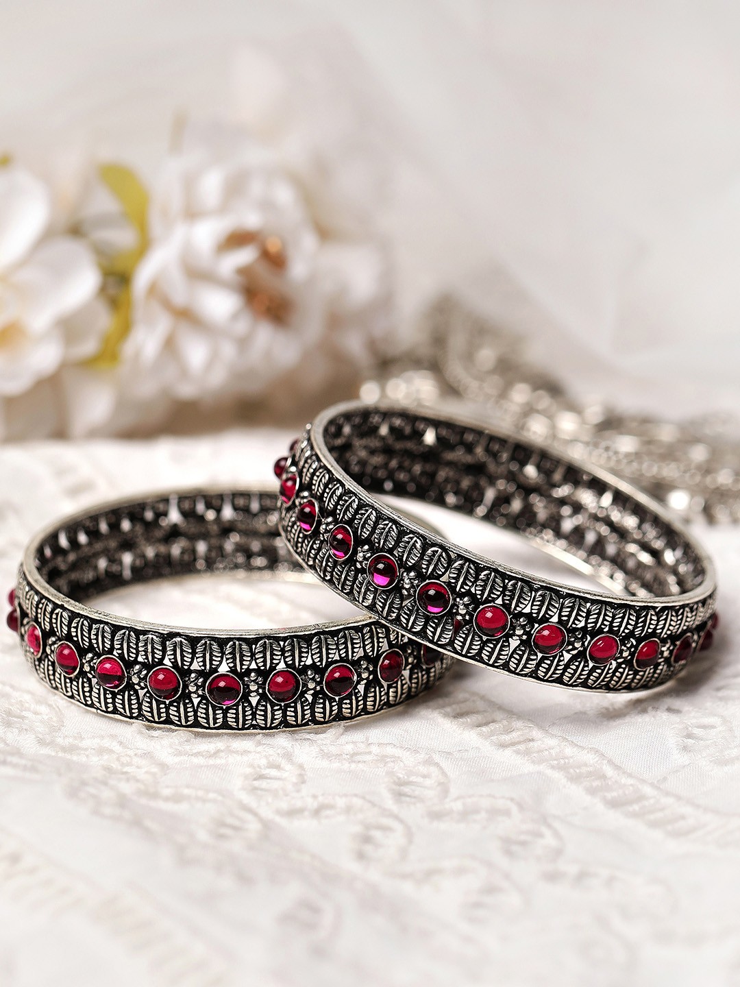 

Rubans Women Set of 2 Silver Plated Bangle