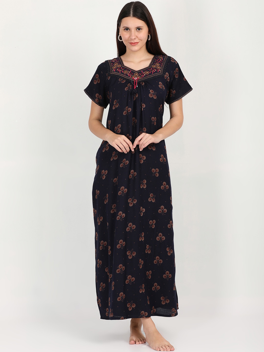 

9shines Label Black Printed Maxi Nightdress