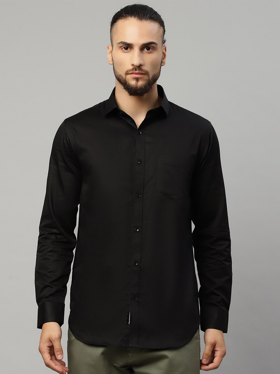 

Rodamo Men Black Slim Fit Casual Shirt