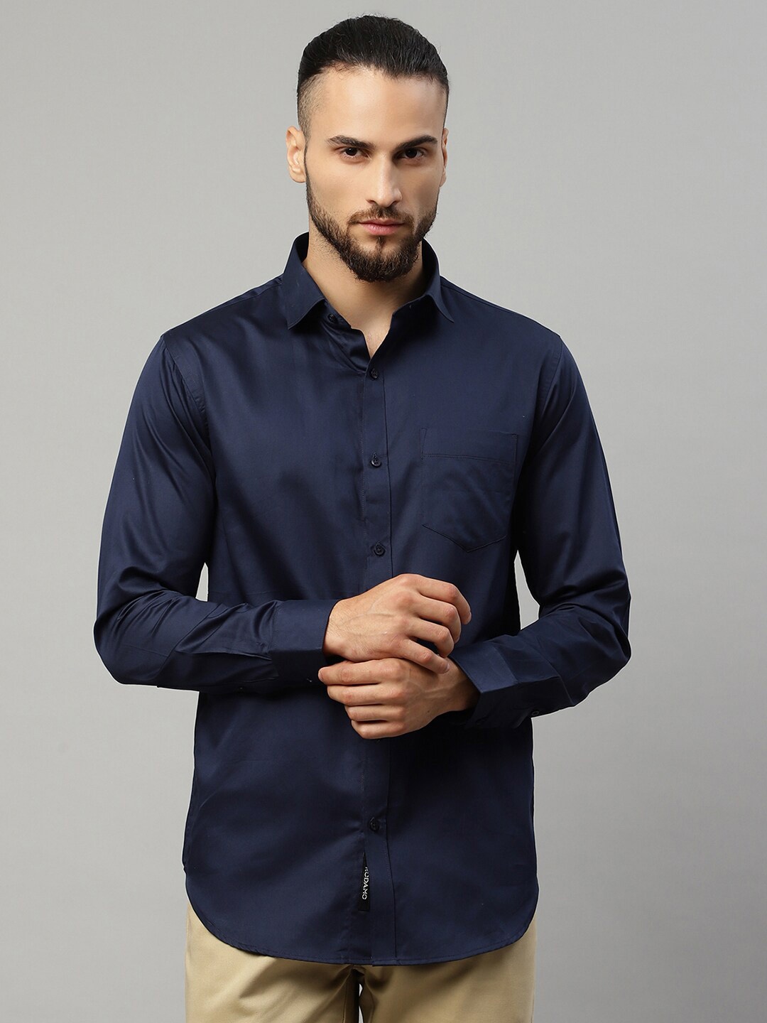 

Rodamo Men Navy Blue Slim Fit Solid Cotton Casual Shirt