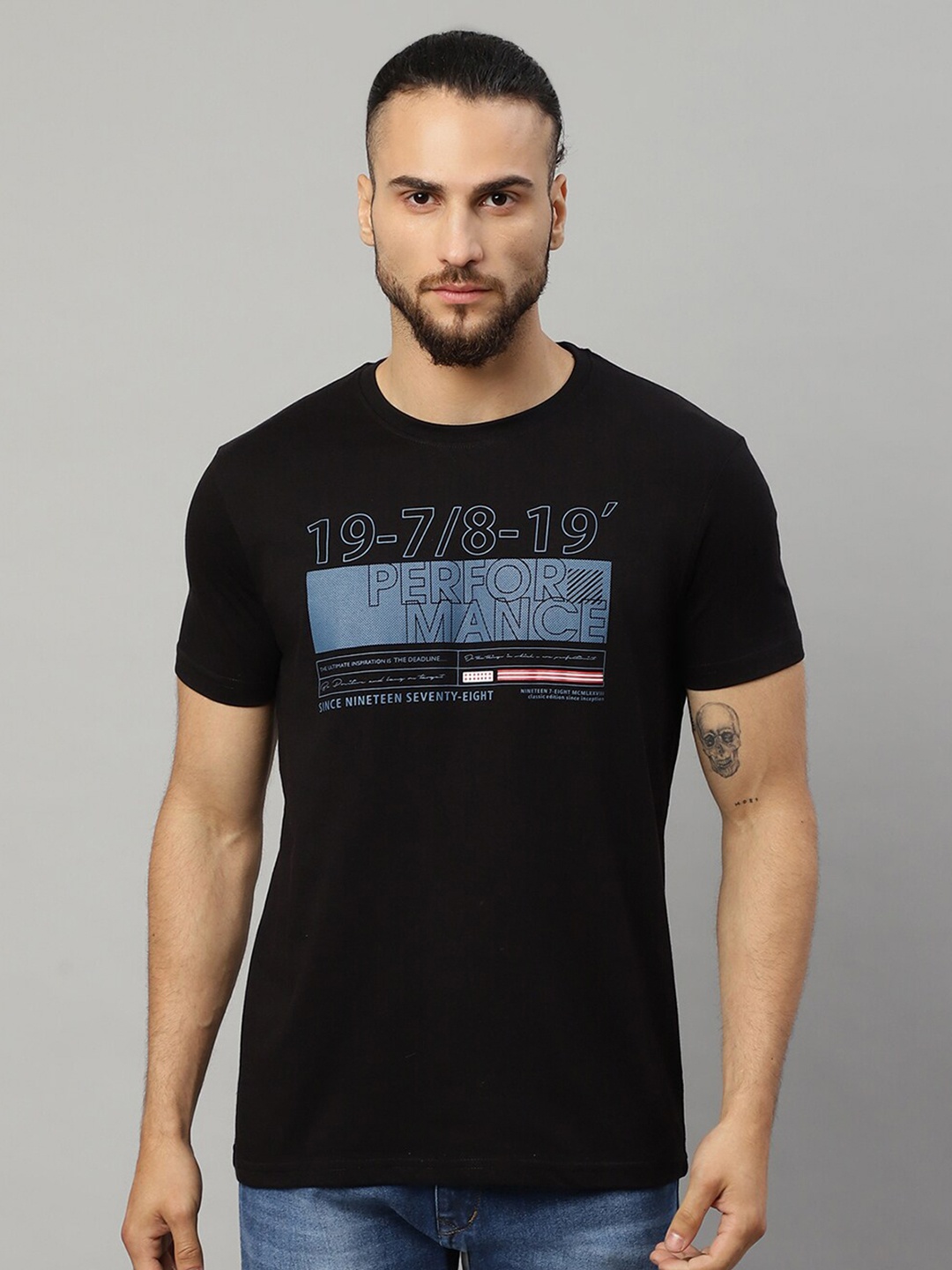 Rodamo Men Black Typography Printed Slim Fit T-shirt
