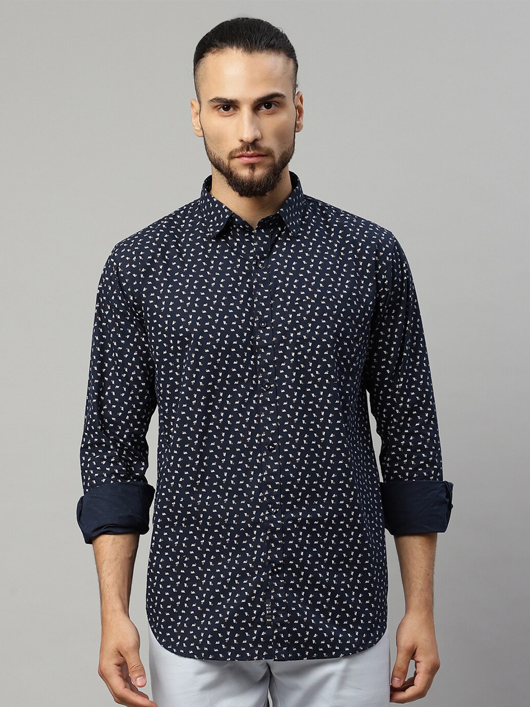 

Rodamo Men Navy Blue Slim Fit Printed Casual Shirt