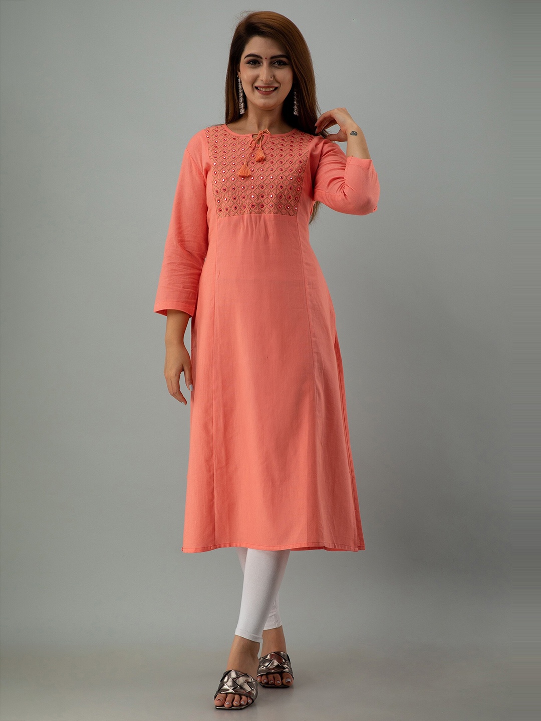 

SKY SHOPPIE Women Peach-Coloured Cotton Mirror Embroidered Work Straight Kurta