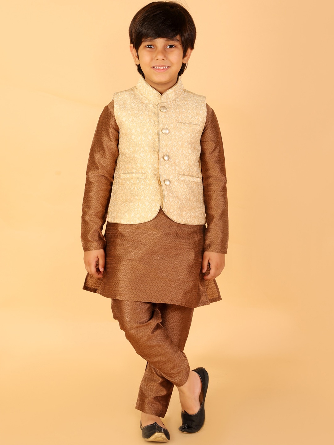 

KID1 Boys Gold-Toned & Brown Kurta with Pyjamas & Jacket