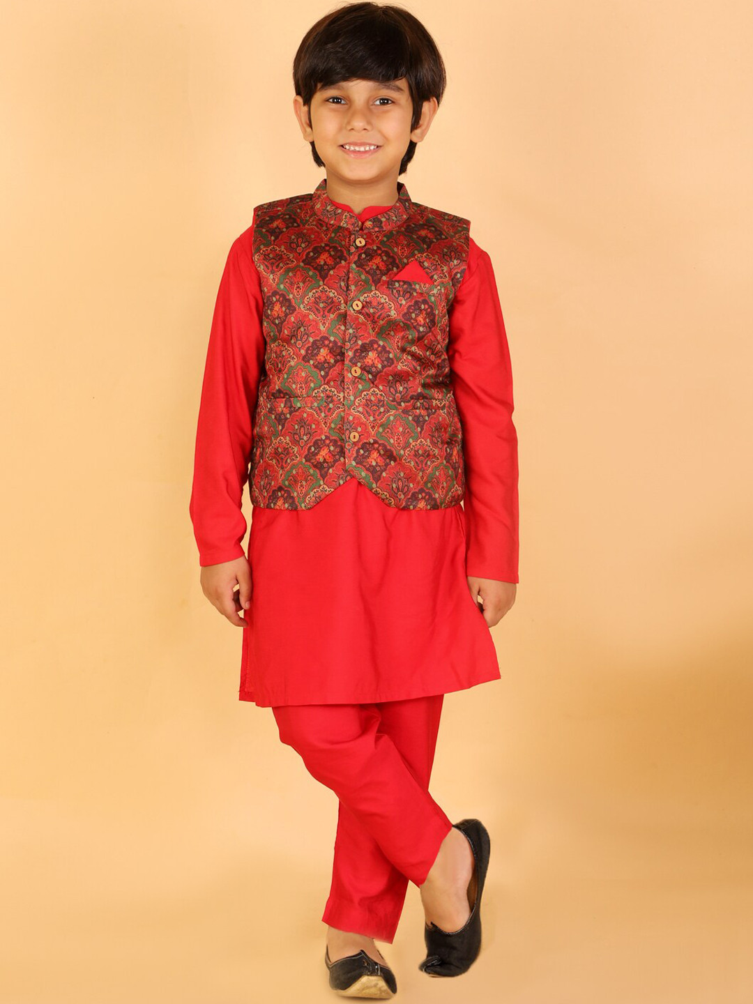 

KID1 Boys Red Ethnic Motifs Kurta with Pyjamas & Jacket