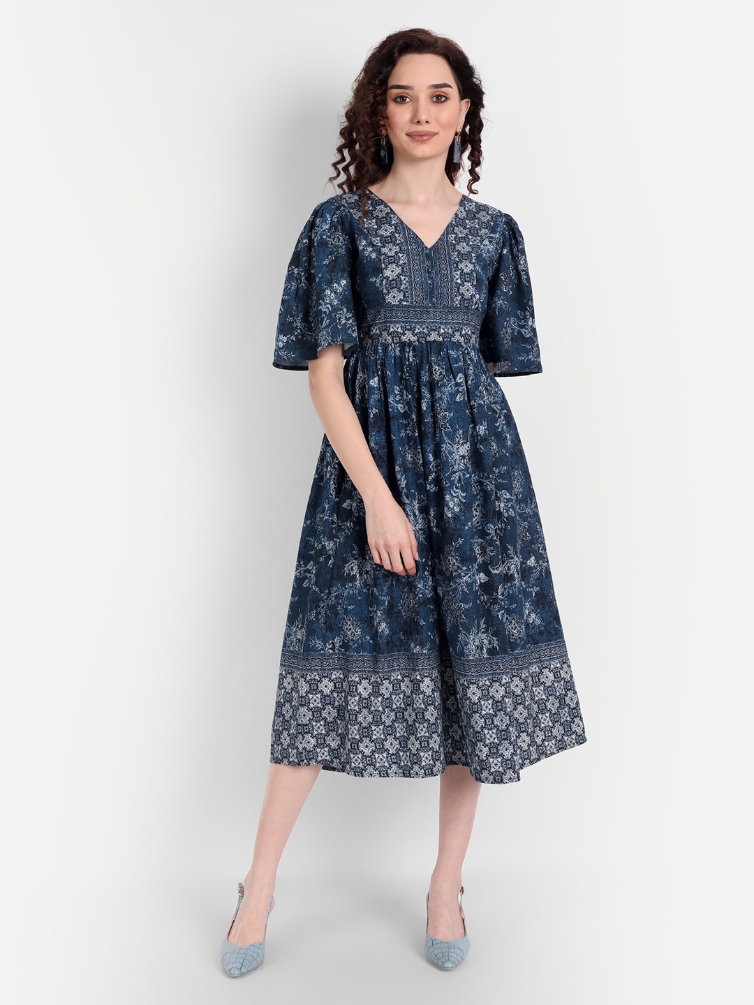 

Aaruvi Ruchi Verma Blue Floral Midi Dress