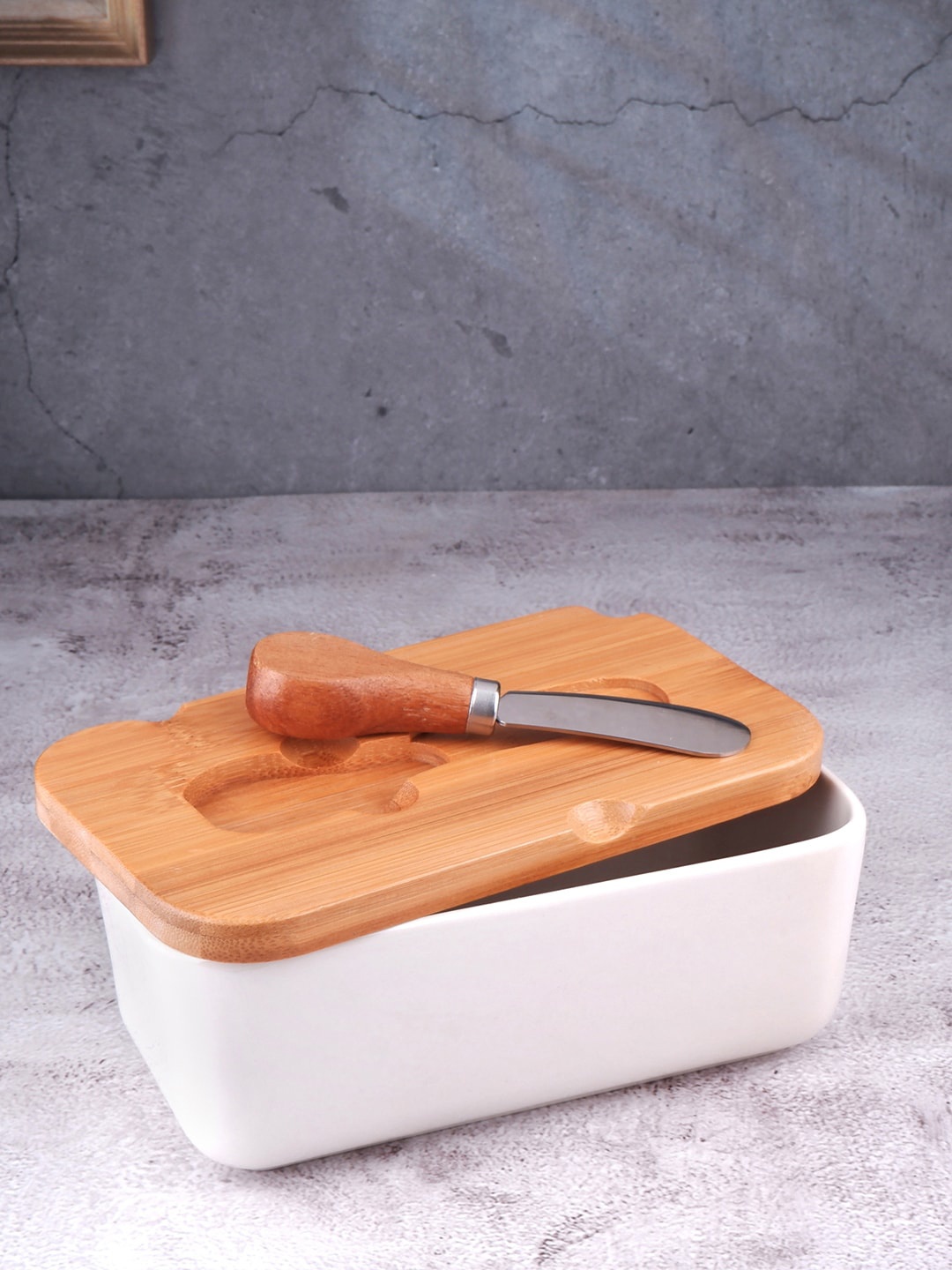 

THE WHITE INK DECOR White Kitchen Storage