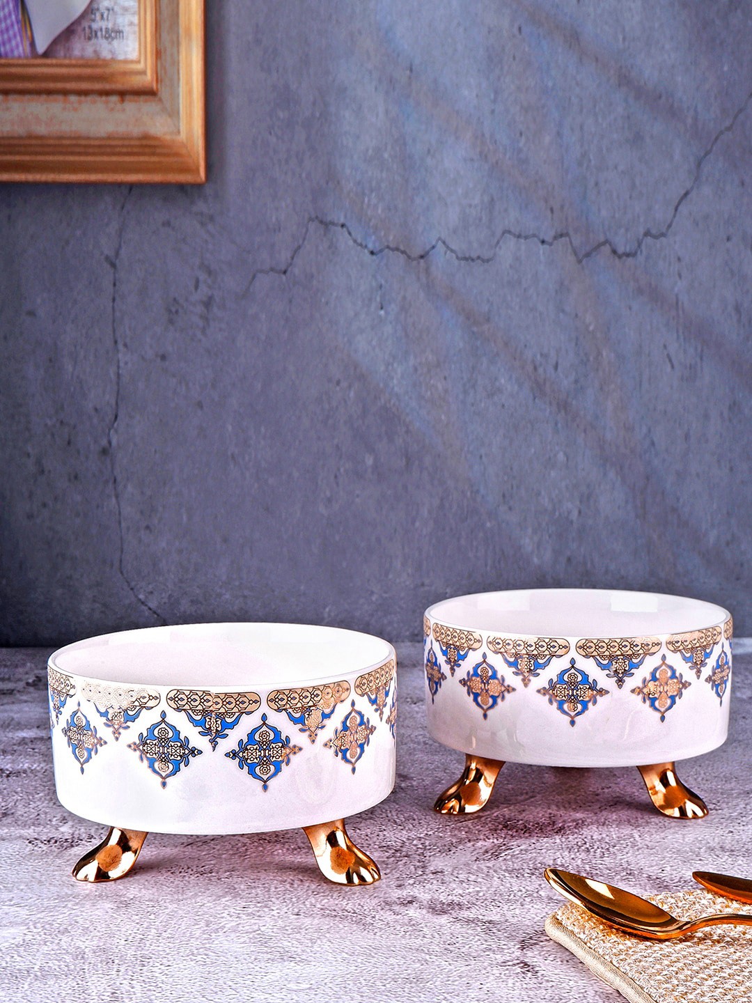 

THE WHITE INK DECOR Set of 2 White Printed Bowl