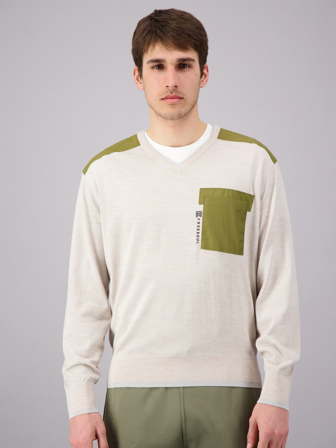 

FREESOUL Men Beige Solid Sweater Vest