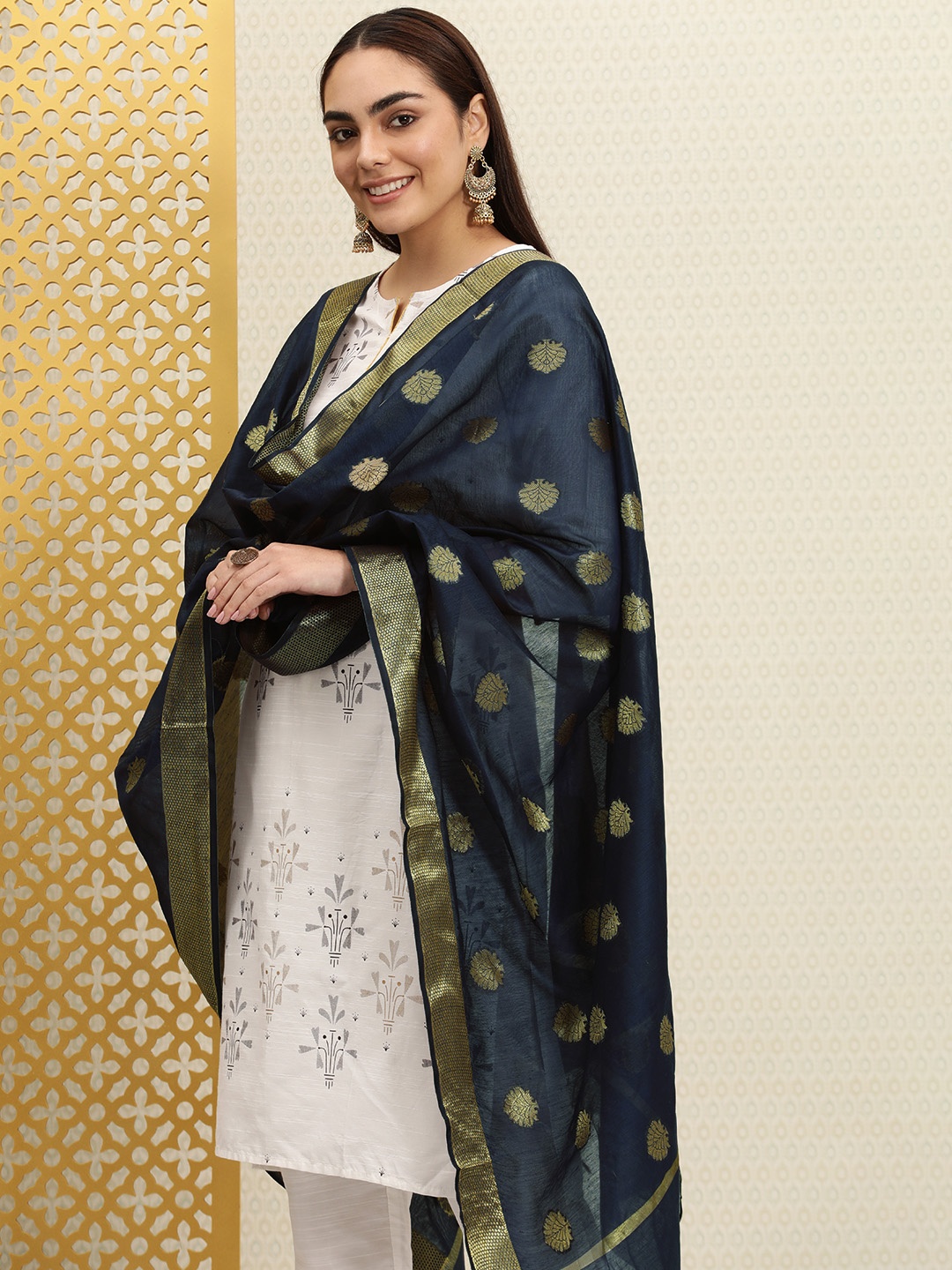 

House of Pataudi Navy Blue & Golden Ethnic Motifs Woven Design Jashn Dupatta with Zari