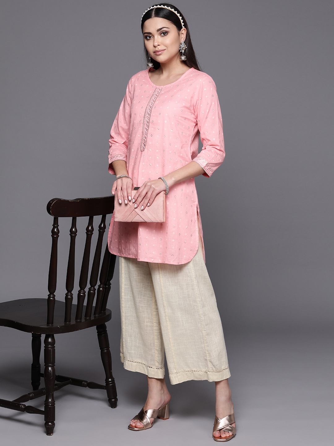 

Ahalyaa Women Pink Printed Pure Cotton Tunic