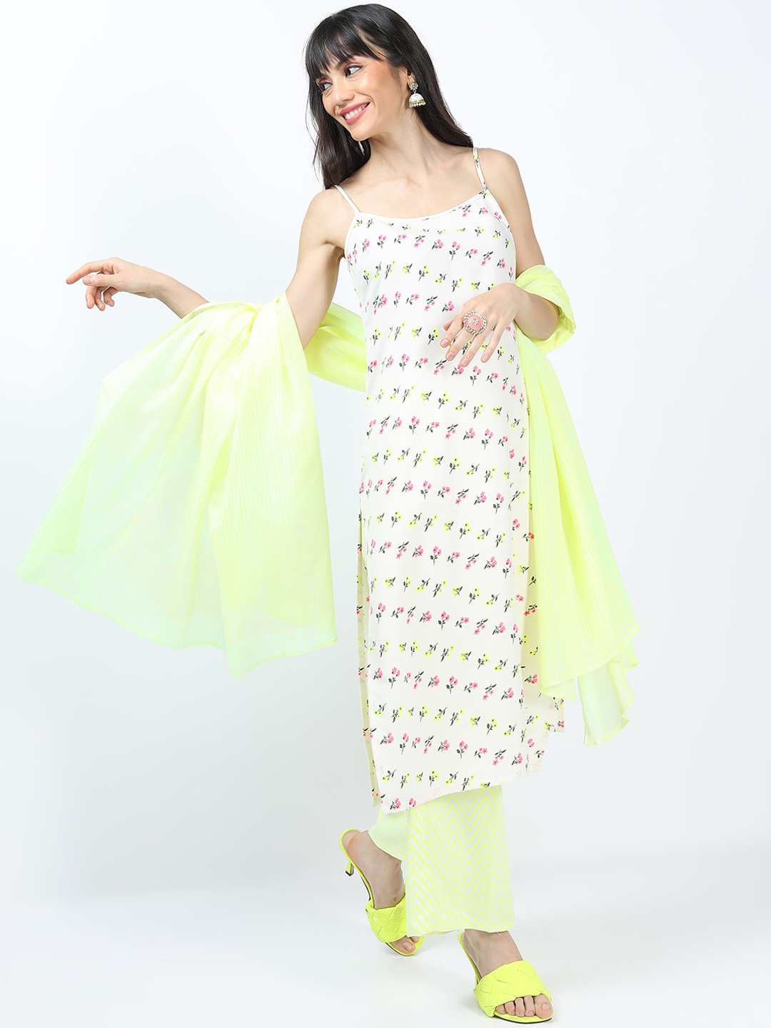 

Vishudh Women Off White Floral Printed Kurti with Palazzos With Dupatta