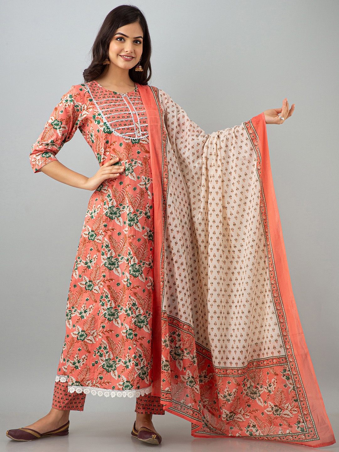 

OMASK Women Coral Floral Printed Gotta Patti Pure Cotton Kurta with Trousers With Dupatta