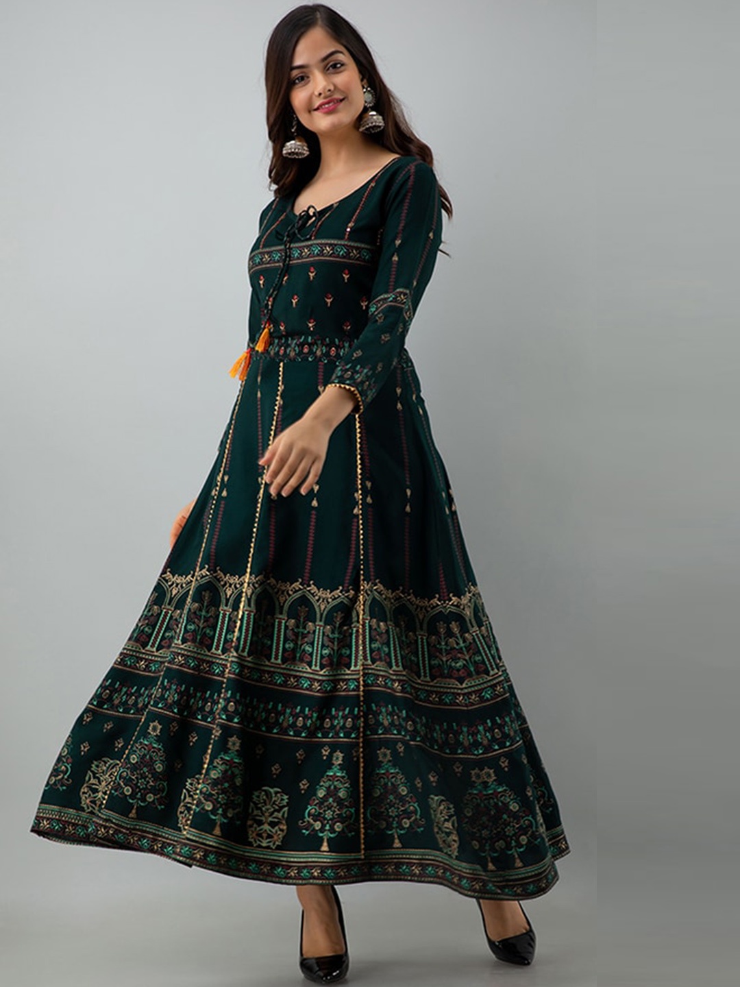 

OMASK Women Green Ethnic Motifs Printed Mirror Work Floral Anarkali Kurta