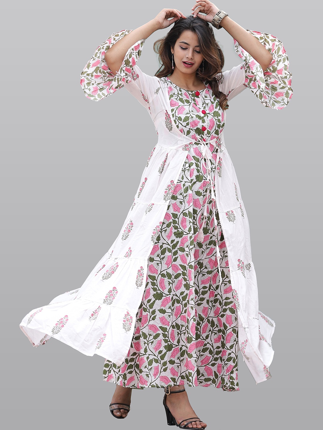 

OMASK Women Pink & White Floral Printed Flared Sleeves Floral Anarkali Kurta