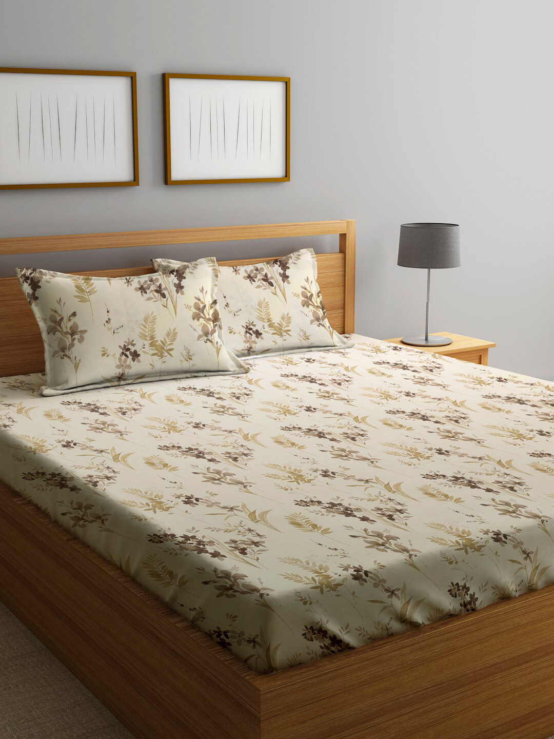 

KLOTTHE Cream-Coloured Floral 300 TC King Bedsheet with 2 Pillow Covers