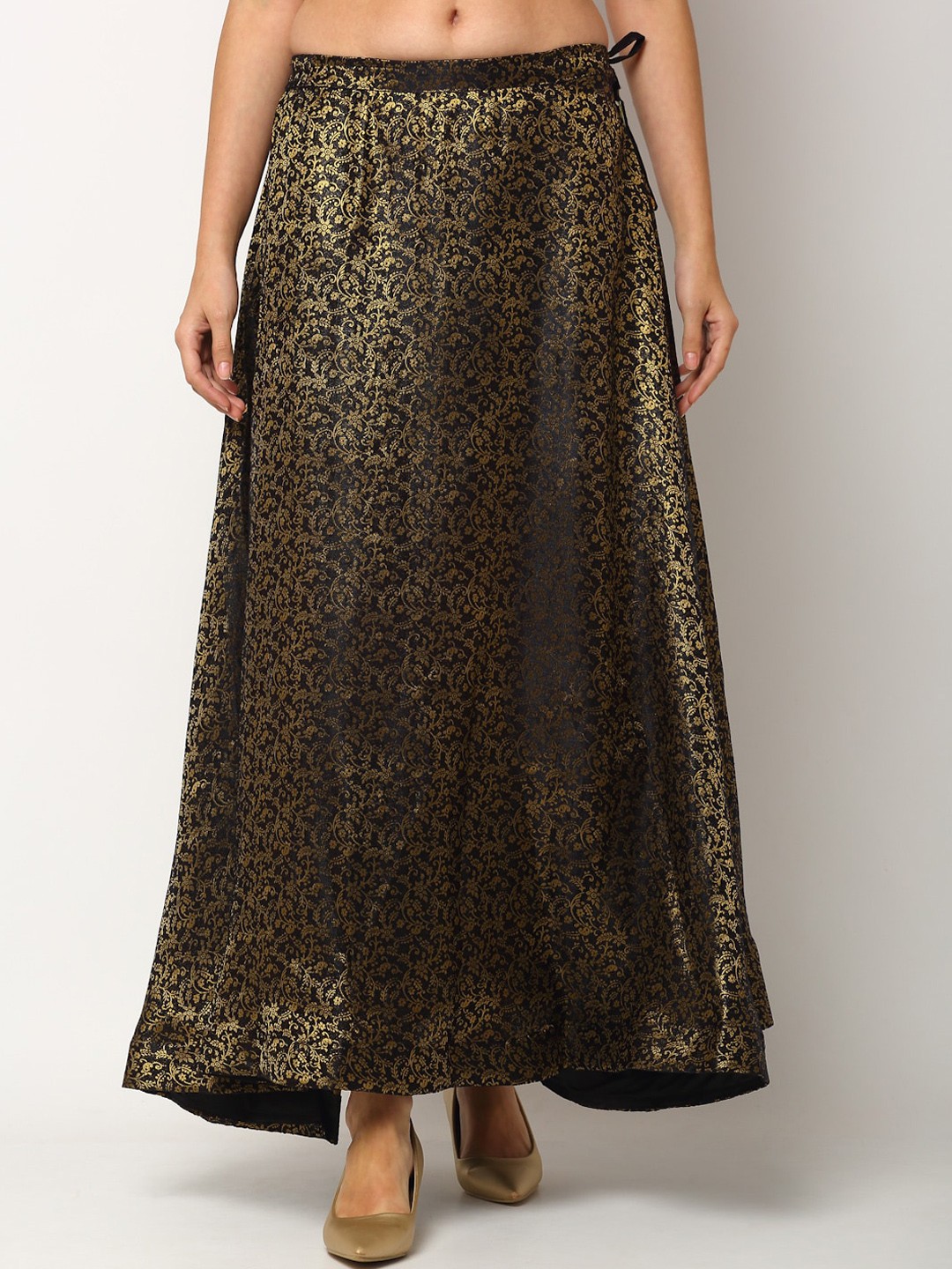 

Miaz Lifestyle Women Black & Gold Toned Woven Design Flared Maxi Skirt