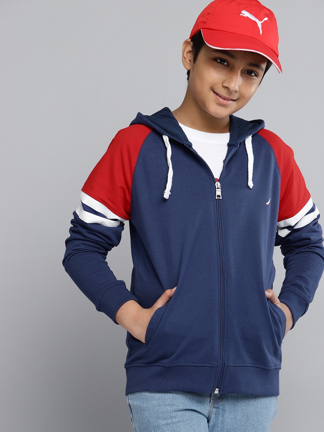 

Nautica Boys Navy Blue Pure Cotton Colourblocked Hooded Sweatshirt