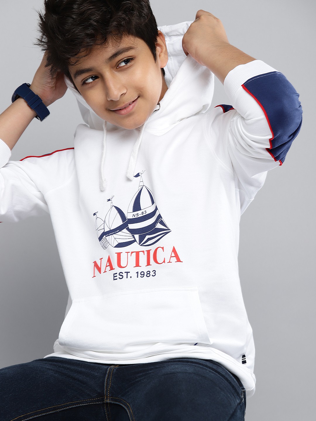 

Nautica Boys White & Navy Blue Brand Logo Printed Hooded Cotton Sweatshirt
