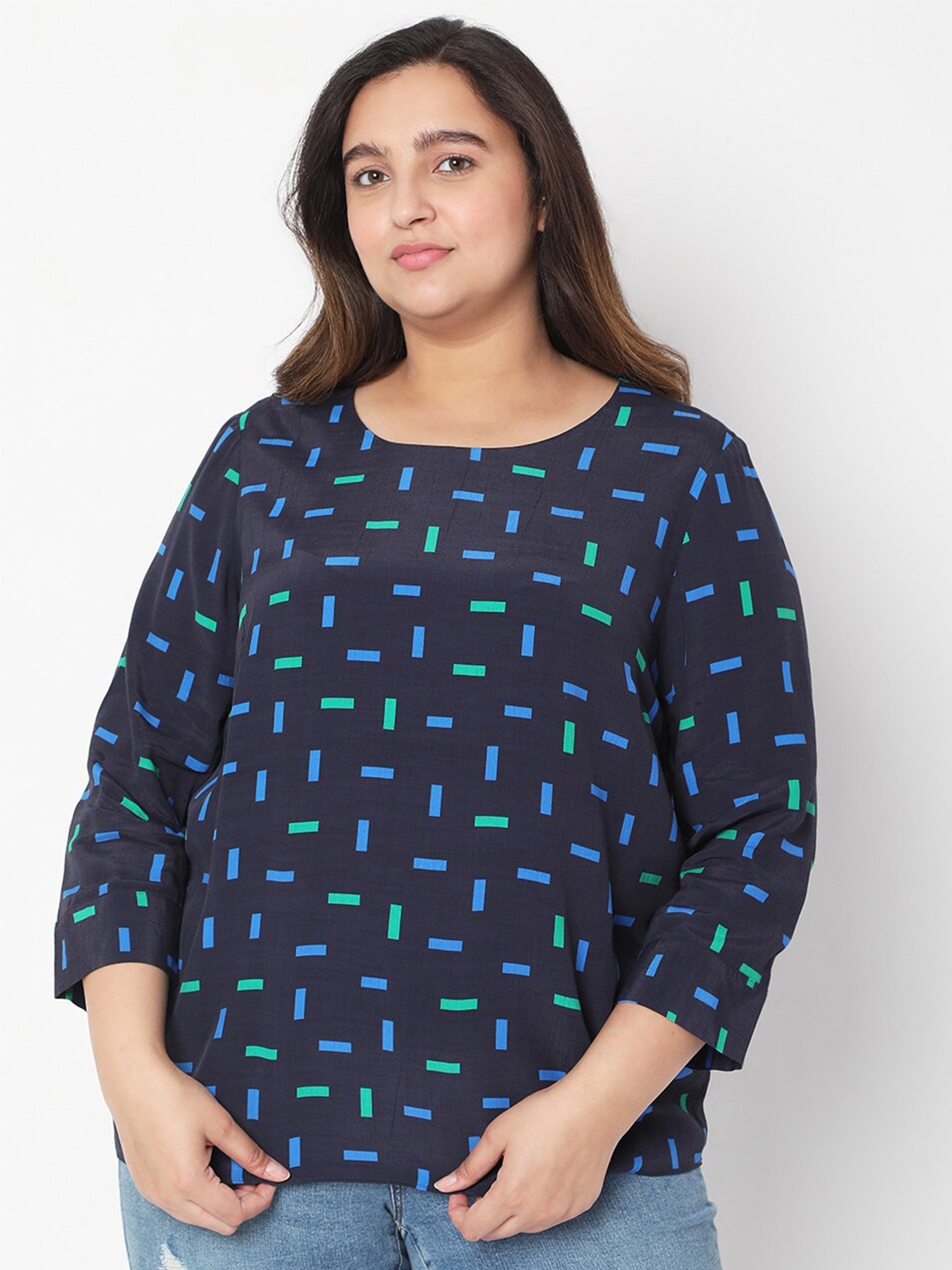 

VERO MODA CURVE Plus Size Blue Geometric Print Top