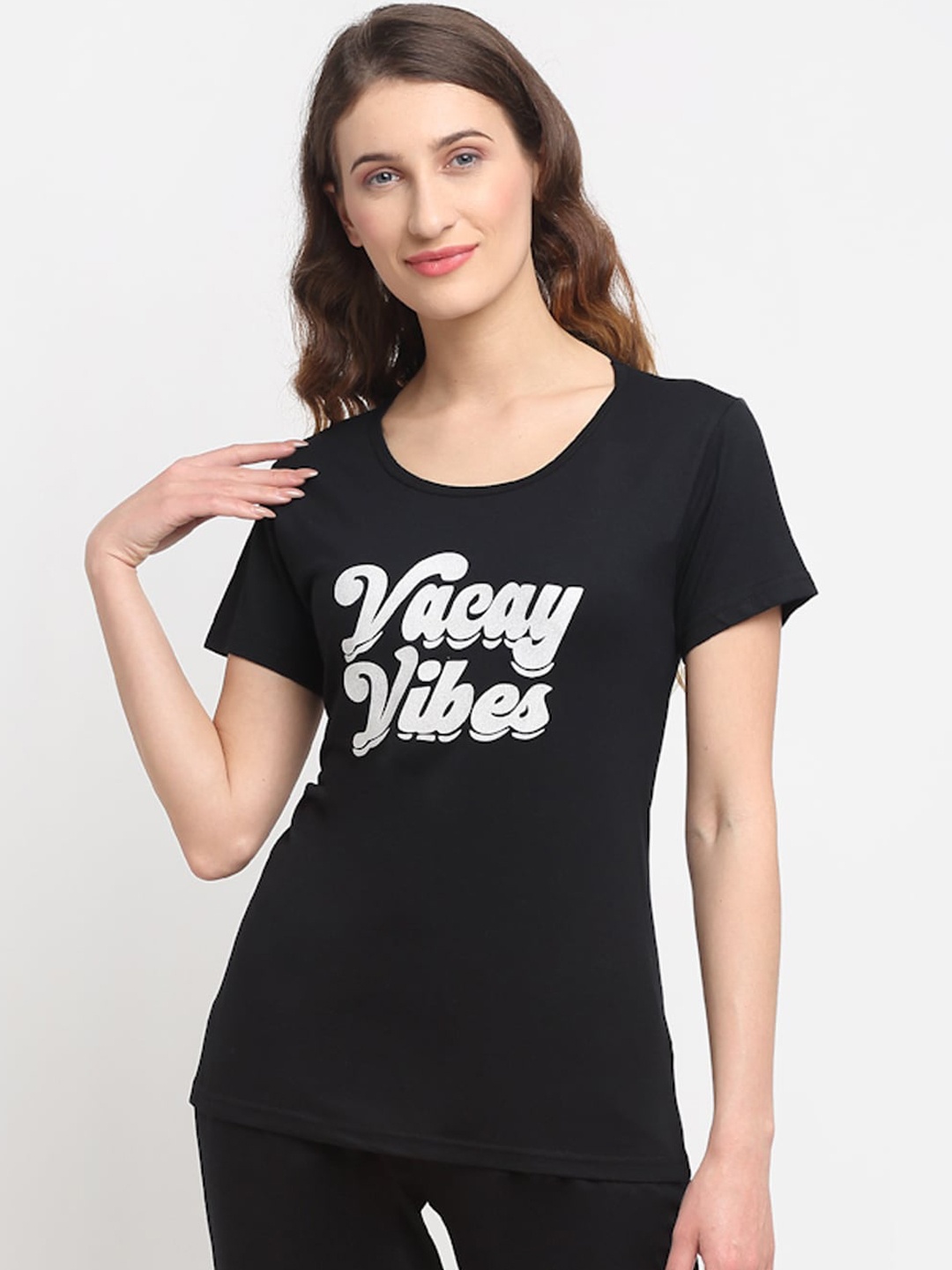 

Kanvin Women Black & White Printed Lounge Tshirt