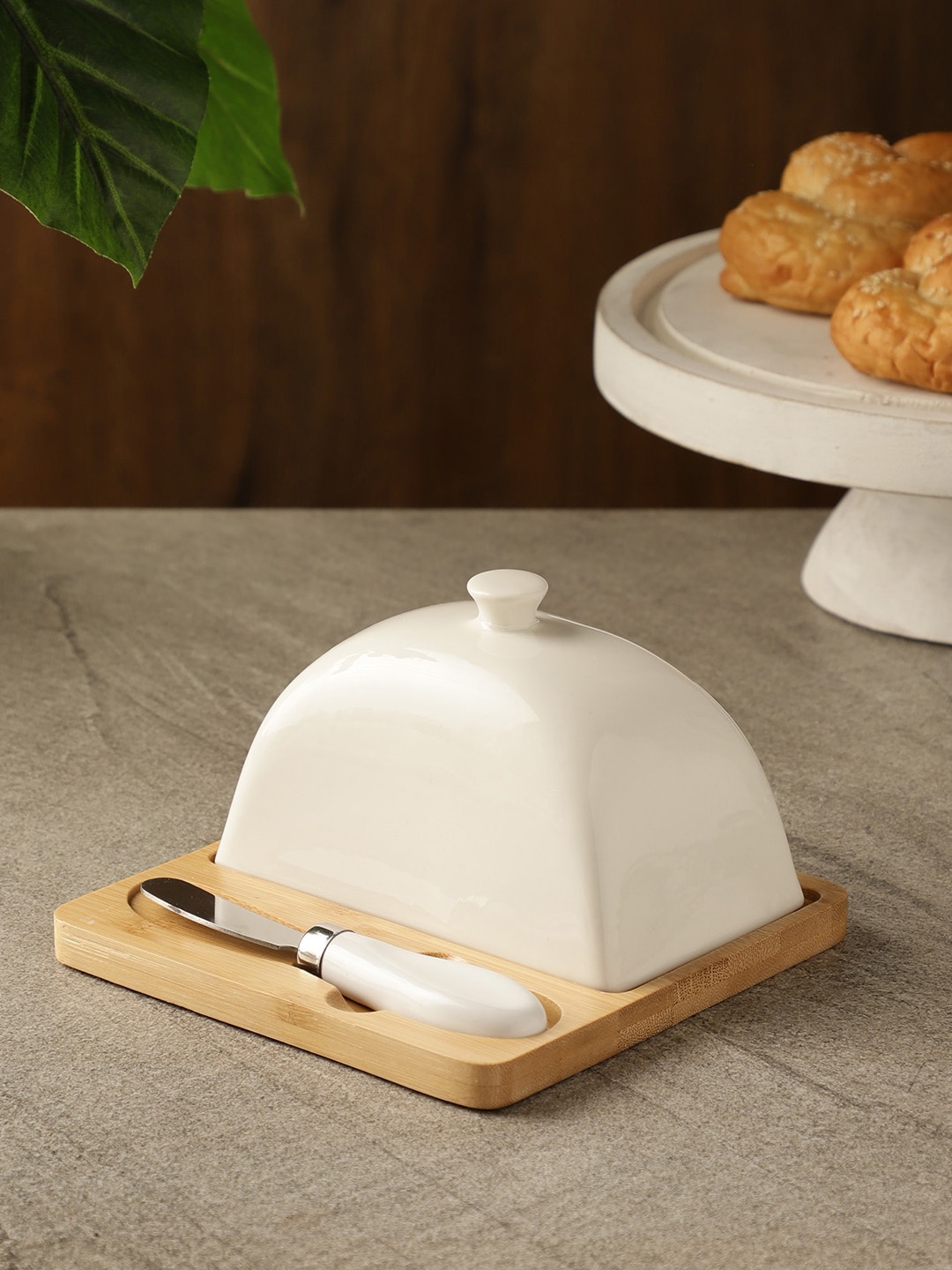 

The Decor Mart White & Brown Solid Butter Box Set