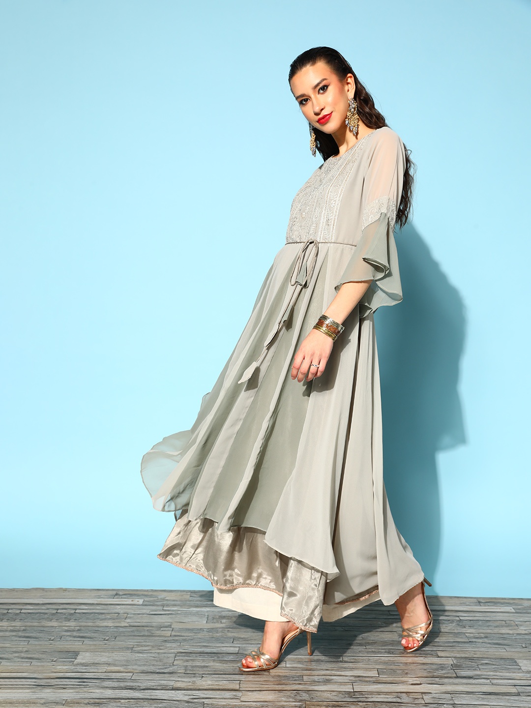 

ZOLA Women Grey with a tinge of Green Yoke Embroidered A-Line Kurta